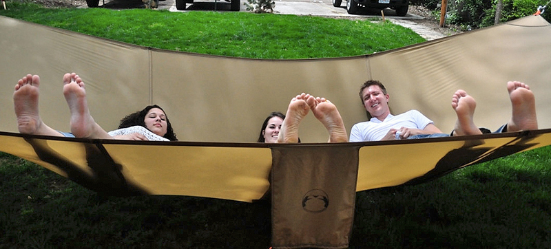Illustration for article titled Your Entire Family Can Waste Away the Summer On This Mega Hammock
